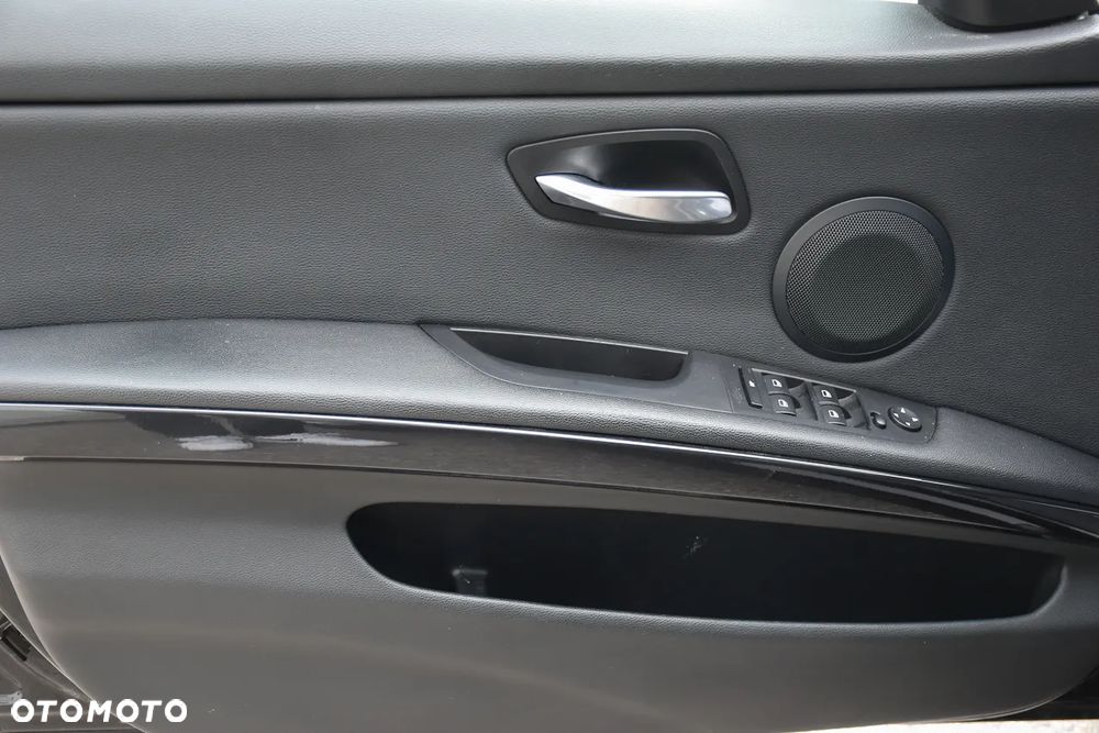 BMW Seria 3 318d DPF Edition Exclusive - 19