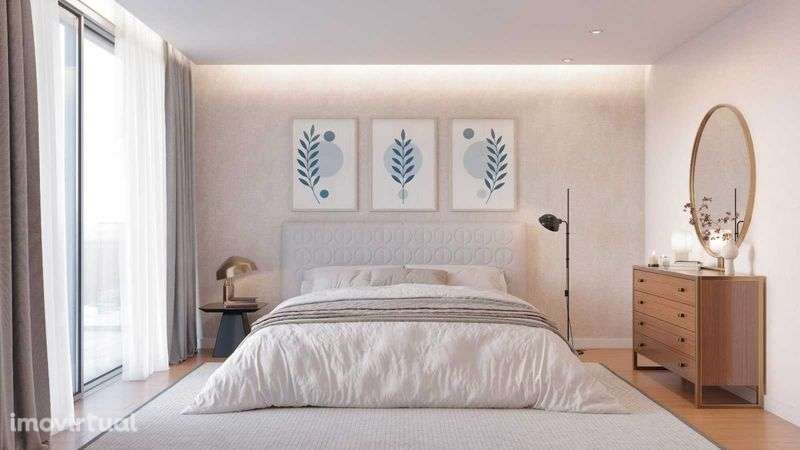 Moradia T3 Contemporânea no Caniço, Vista Desafogada e Áreas Generosas - Grande imagem: 4/7