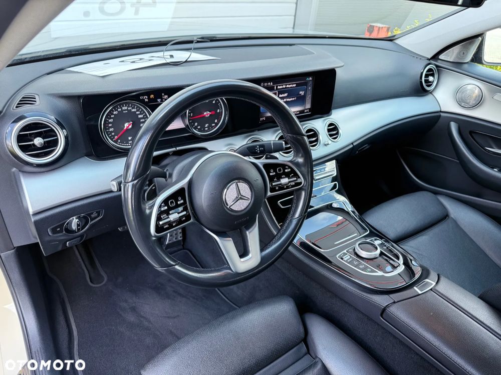 Mercedes-Benz Klasa E 200 d 9G-TRONIC AMG Line - 9