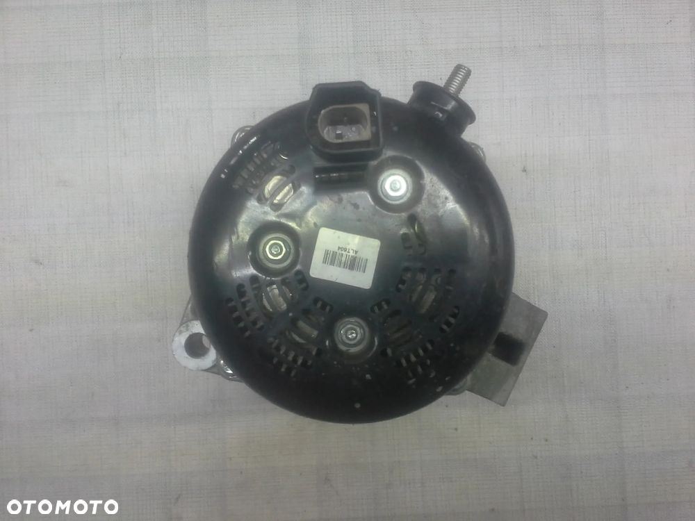 Jaguar XF X250 3.0 TD V6 alternator - 10