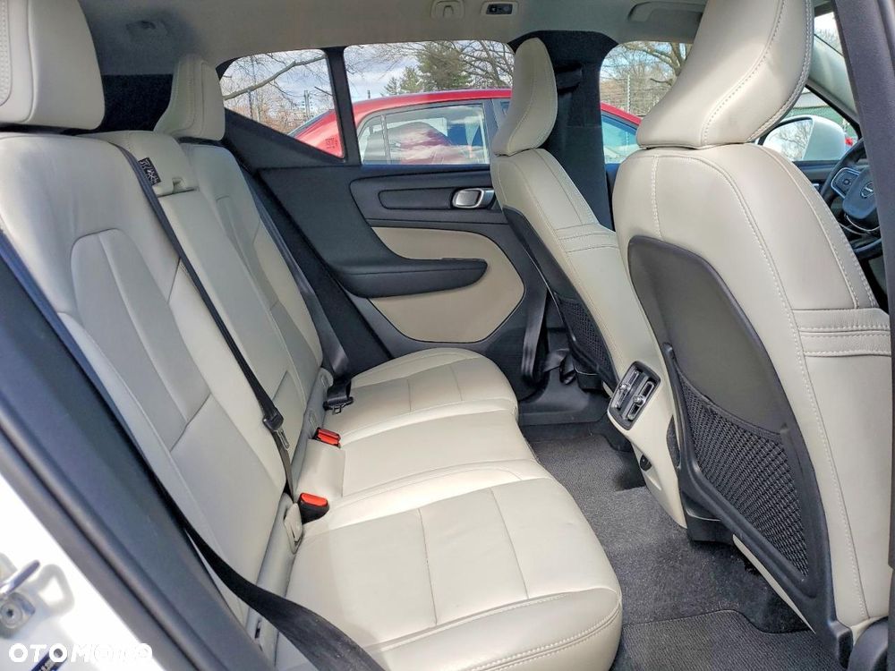 Volvo XC 40 T5 AWD Inscription - 12