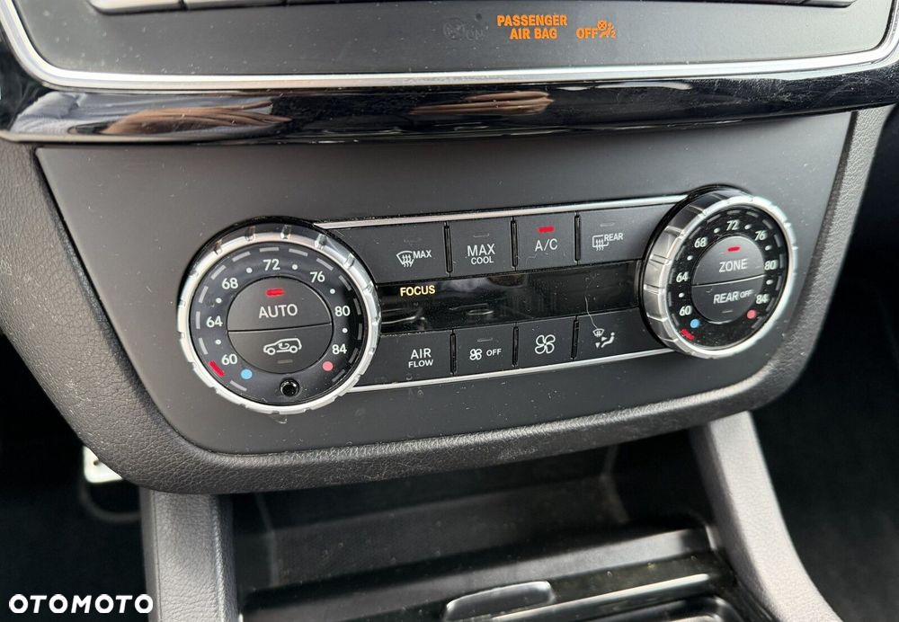 Mercedes-Benz GLS - 34