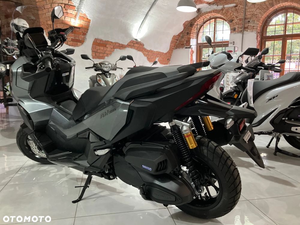 Honda ADV350 - 2