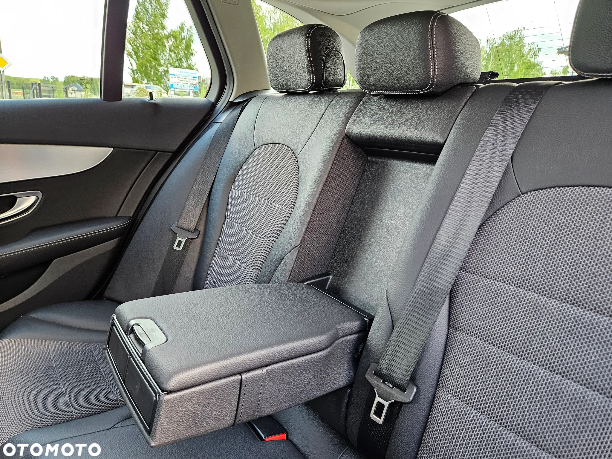 Mercedes-Benz Klasa C 220 d T 9G-TRONIC Exclusive - 30