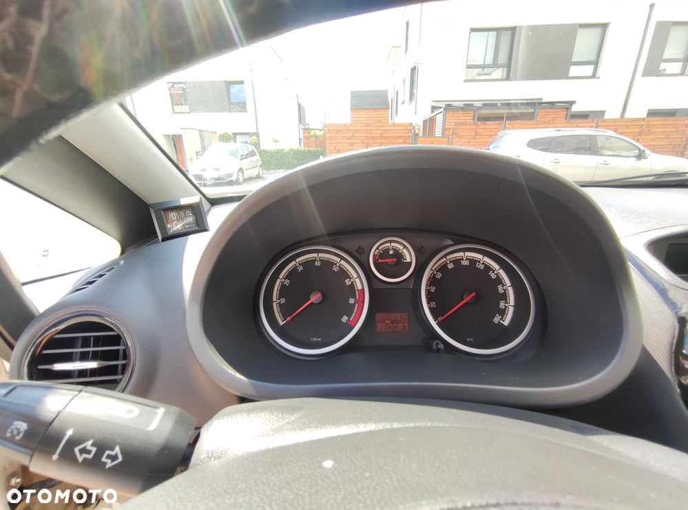 Opel Corsa - 6