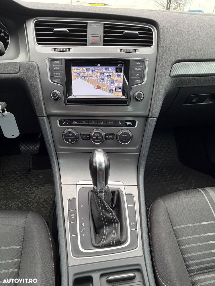 Volkswagen Golf 1.6 TDI BlueMotion Technology DSG Cup - 23