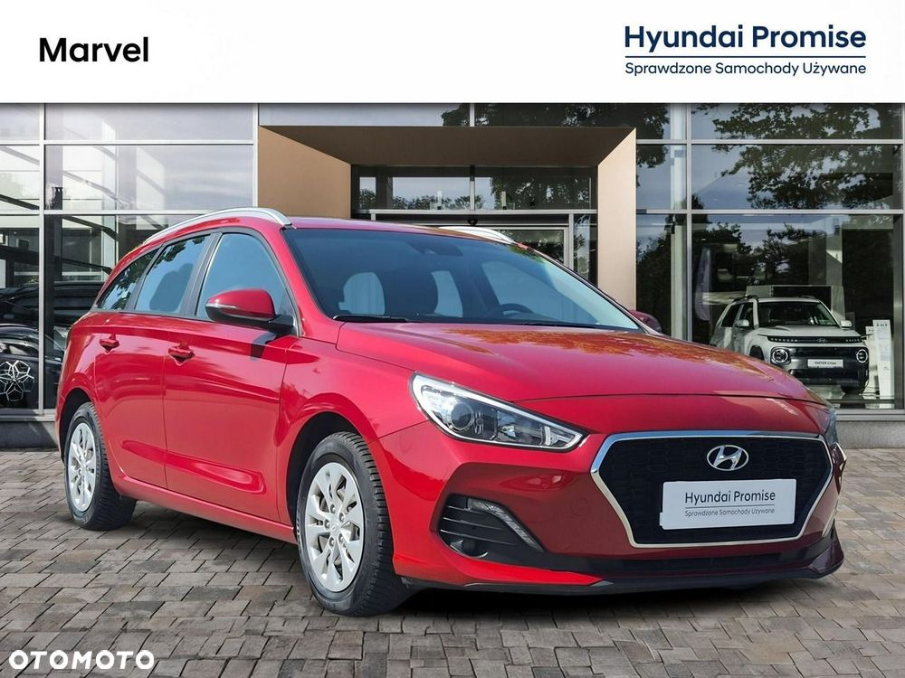 Hyundai i30 1.6 D Classic + - 8