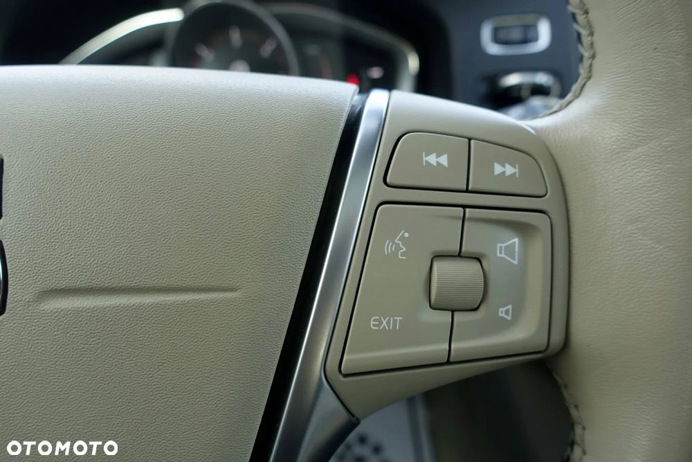 Volvo V60 Cross Country D4 Geartronic Summum - 26