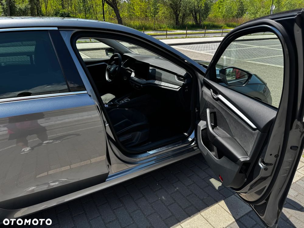 Skoda Octavia 2.0 TDI Selection DSG - 10