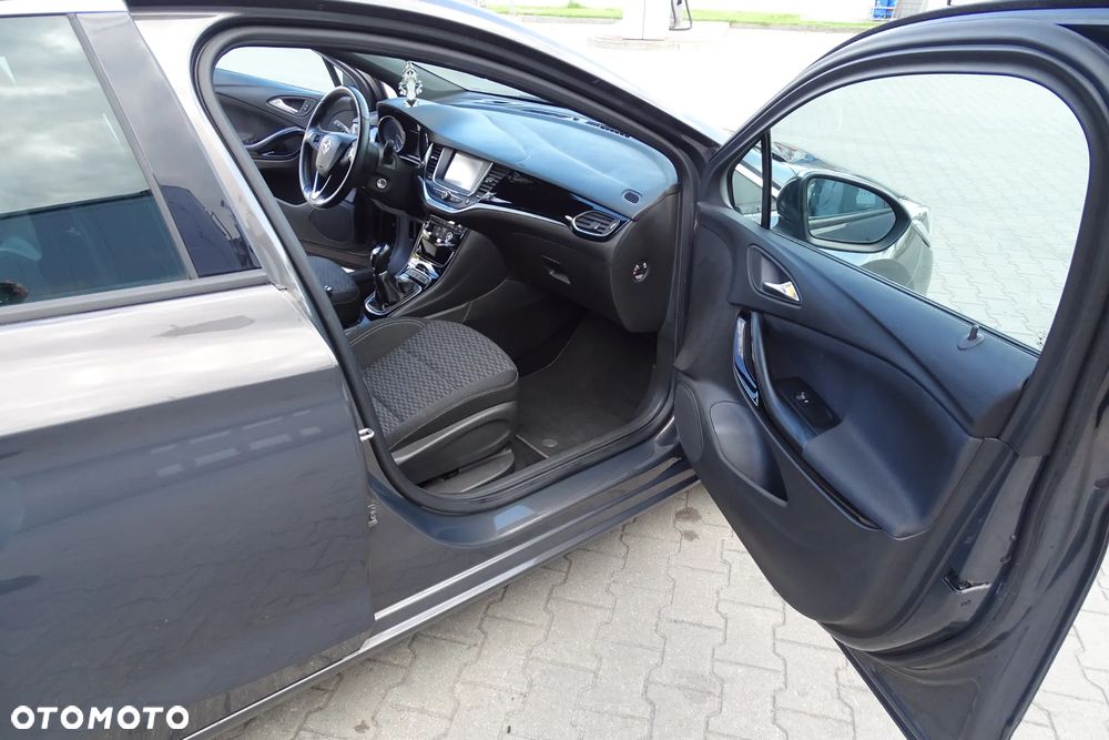 Opel Astra 1.4 Turbo Innovation - 15