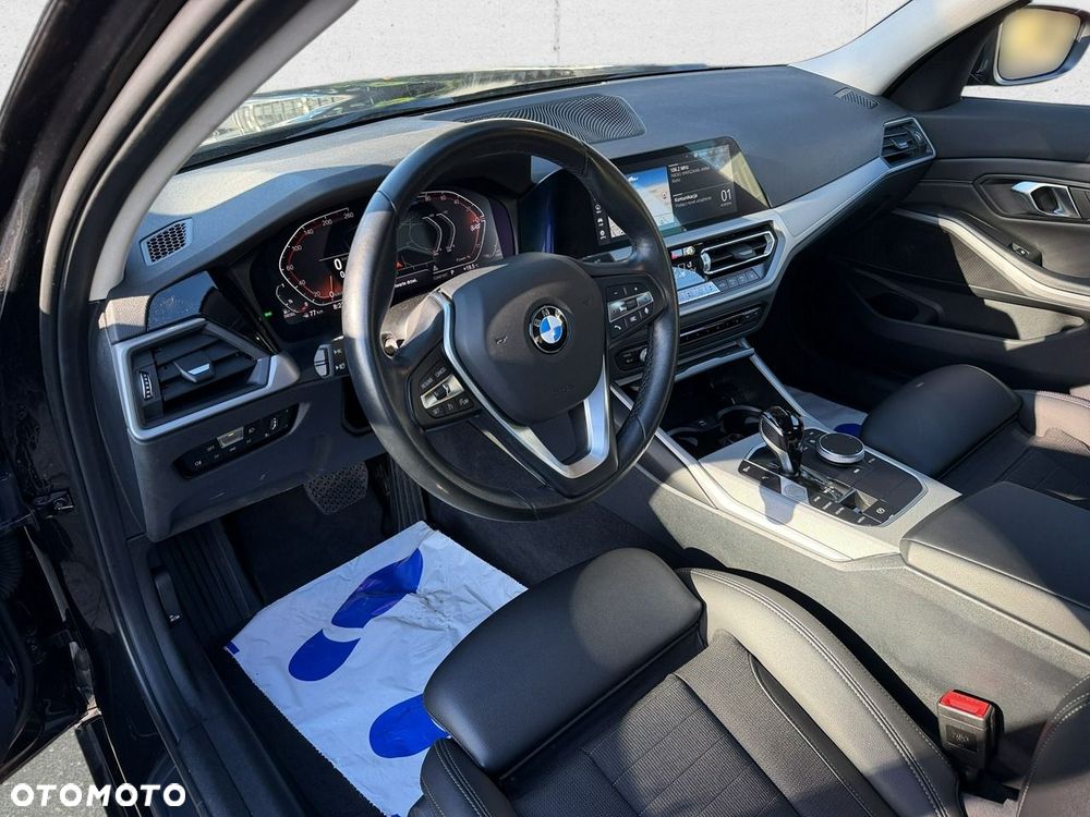 BMW Seria 3 - 12