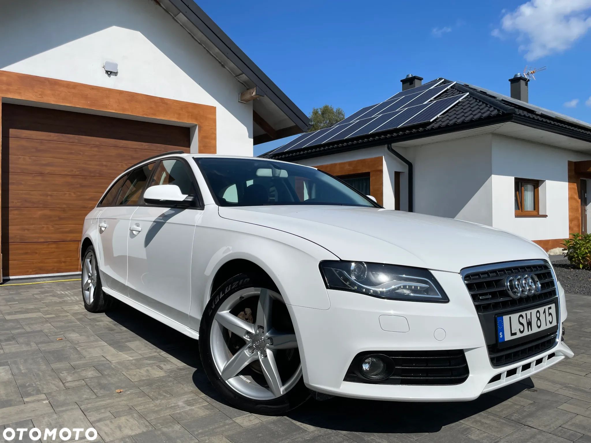 Audi A4 Avant 2.0 TFSI - 1