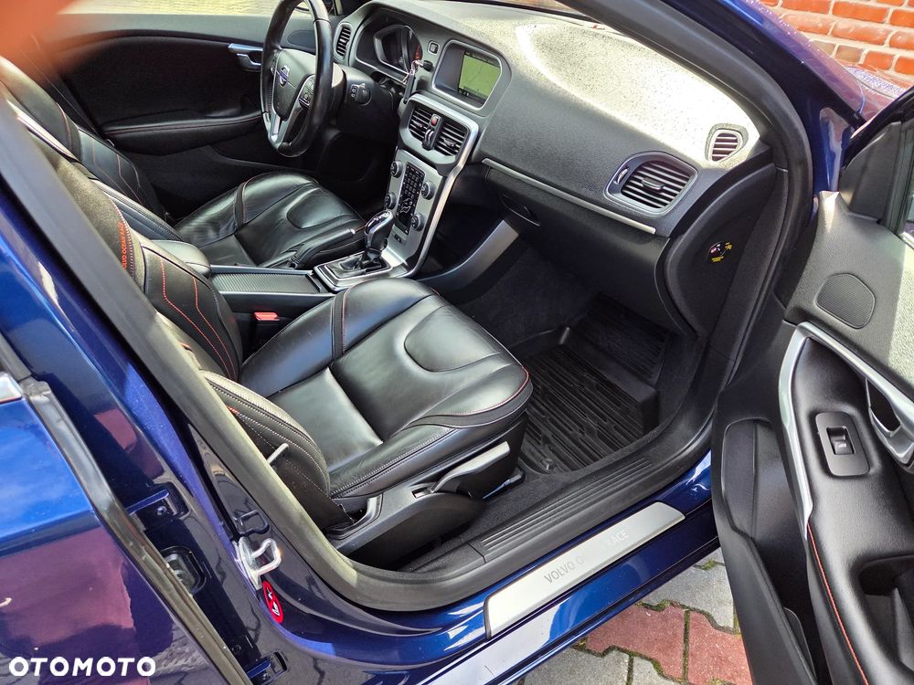 Volvo V40 D3 Geartronic Ocean Race - 16
