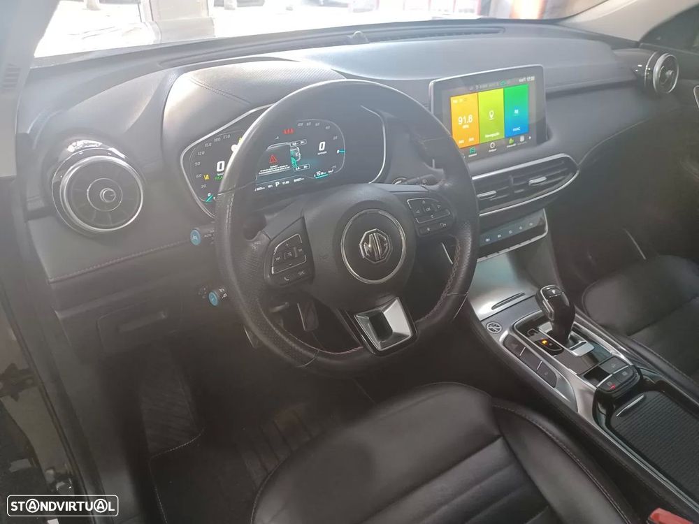 MG EHS 1.5 T-GDI Plug-in Hybrid Luxury - 12