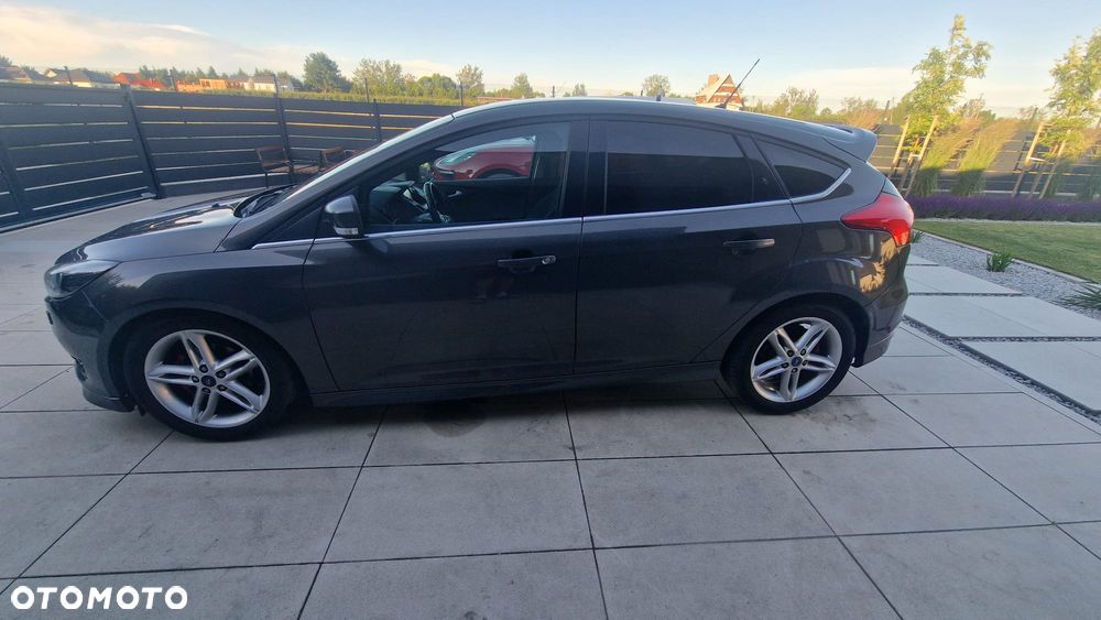 Ford Focus - 8