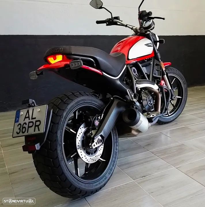 Ducati Scrambler Icon Red - 3
