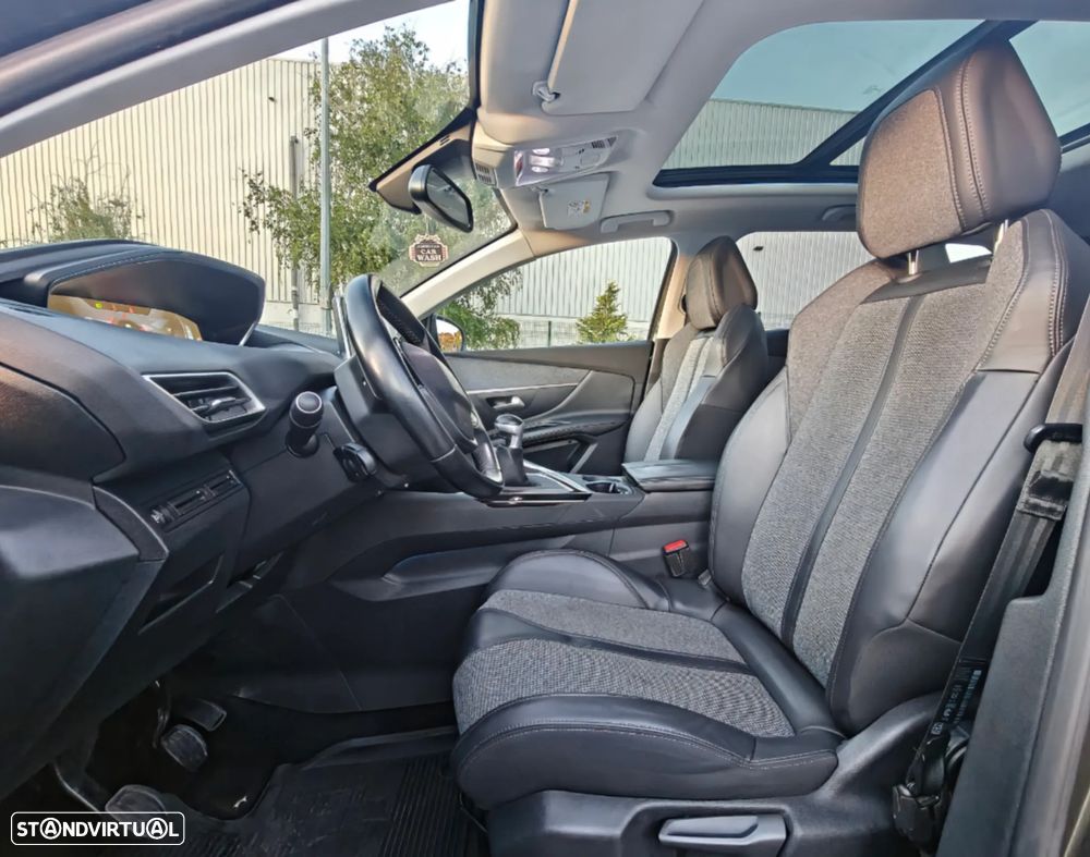 Peugeot 3008 PureTech 130 Stop & Start GPF Allure Pack - 17