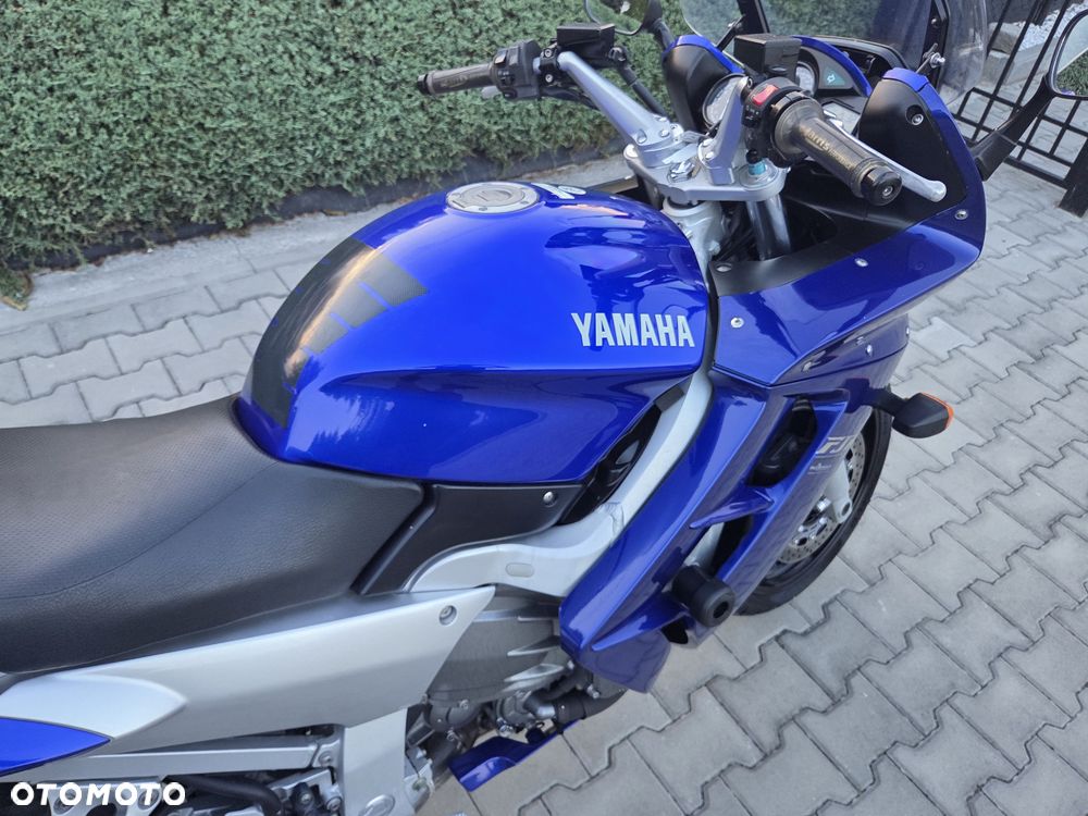 Yamaha FJR - 3