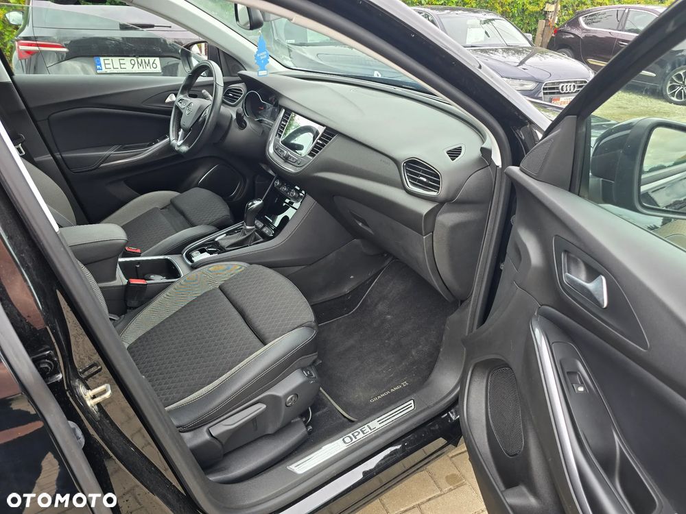 Opel Grandland X - 11