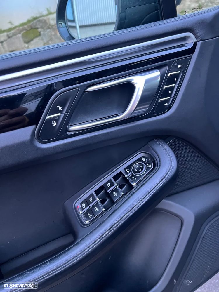 Porsche Macan S - 11