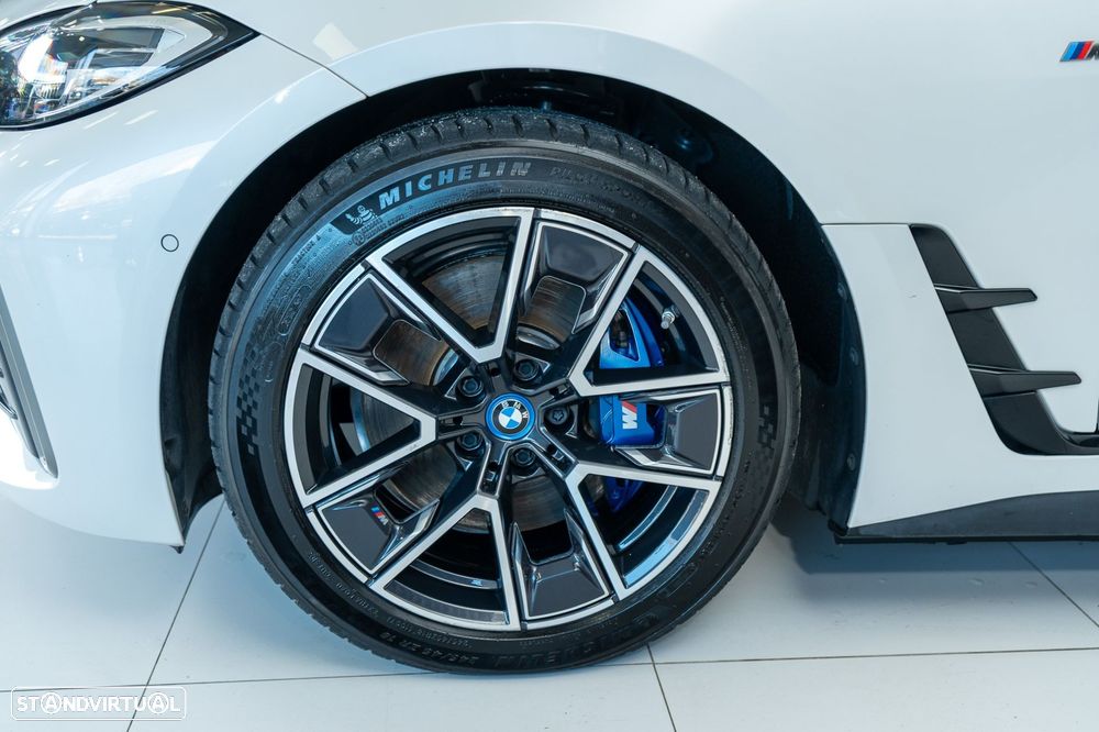BMW i4 M50 - 30