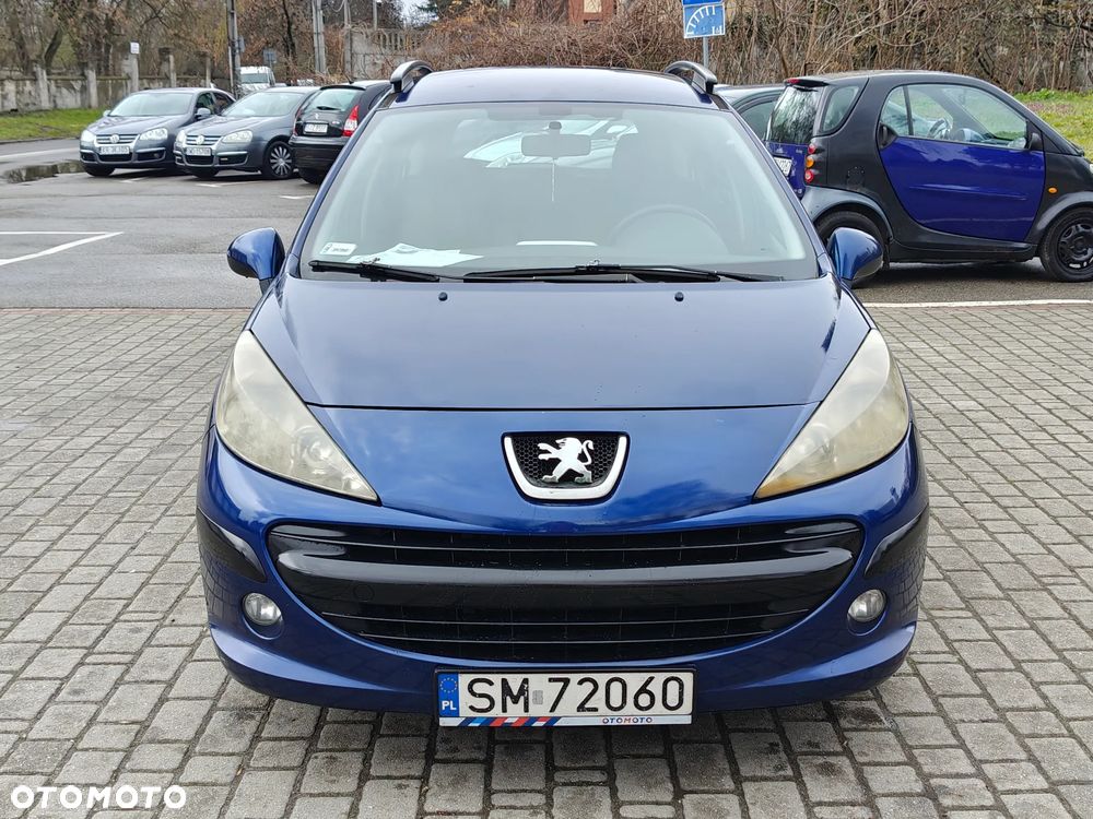 Peugeot 207 90 HDi FAP (Blue Lion) Sport - 11