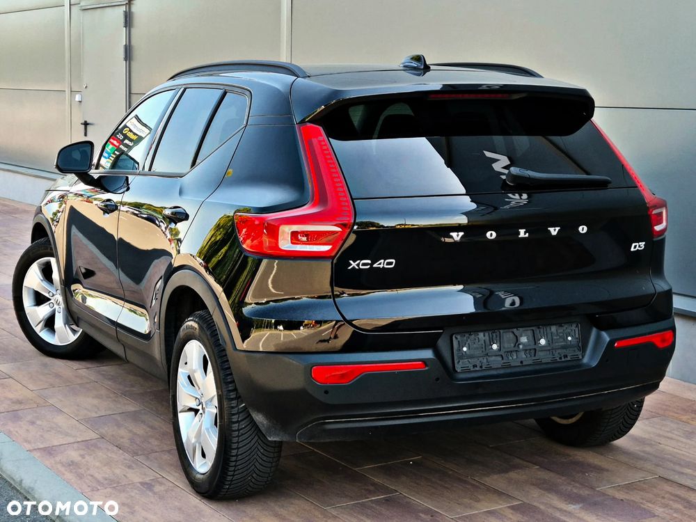 Volvo XC 40 D3 Momentum Pro - 10