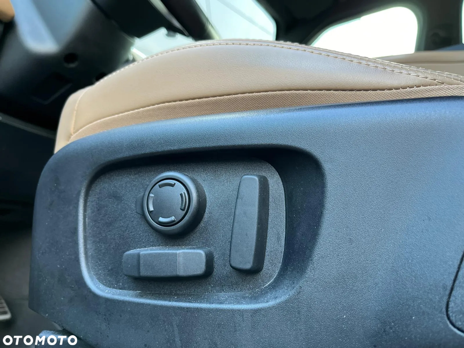 Land Rover Discovery - 11