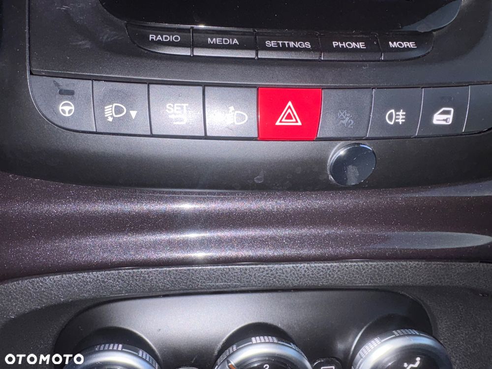 Fiat 500L 1.4 T-Jet 16V Beats Edition - 20