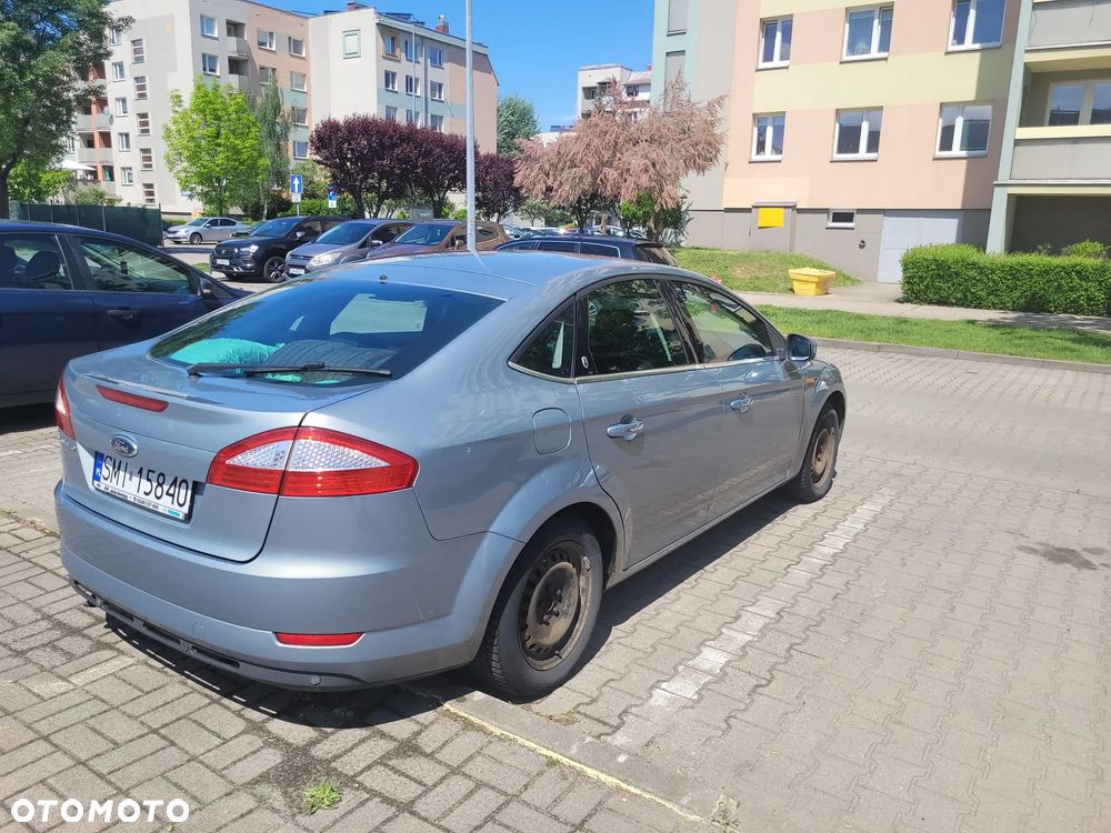 Ford Mondeo 2.0 Ghia X100 / X - 7