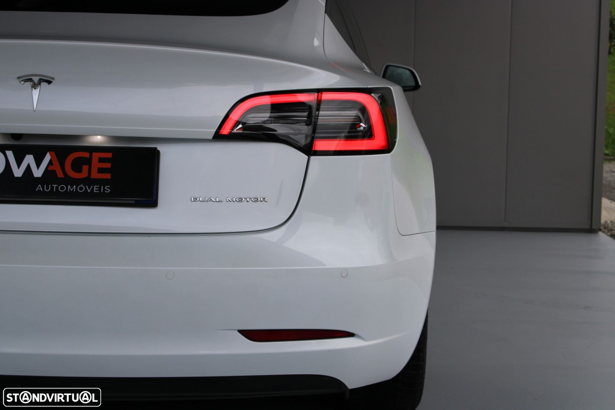Tesla Model 3 Long Range AWD Dual Motor - 26