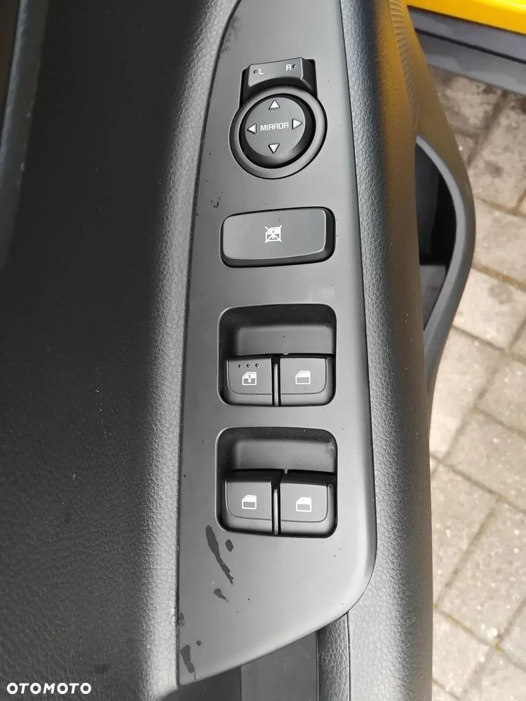Kia Stonic 1.2 M - 16