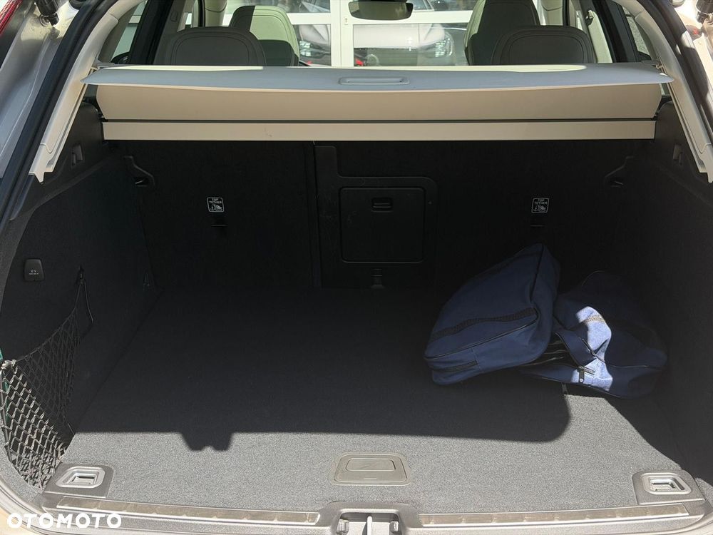 Volvo XC 60 - 35
