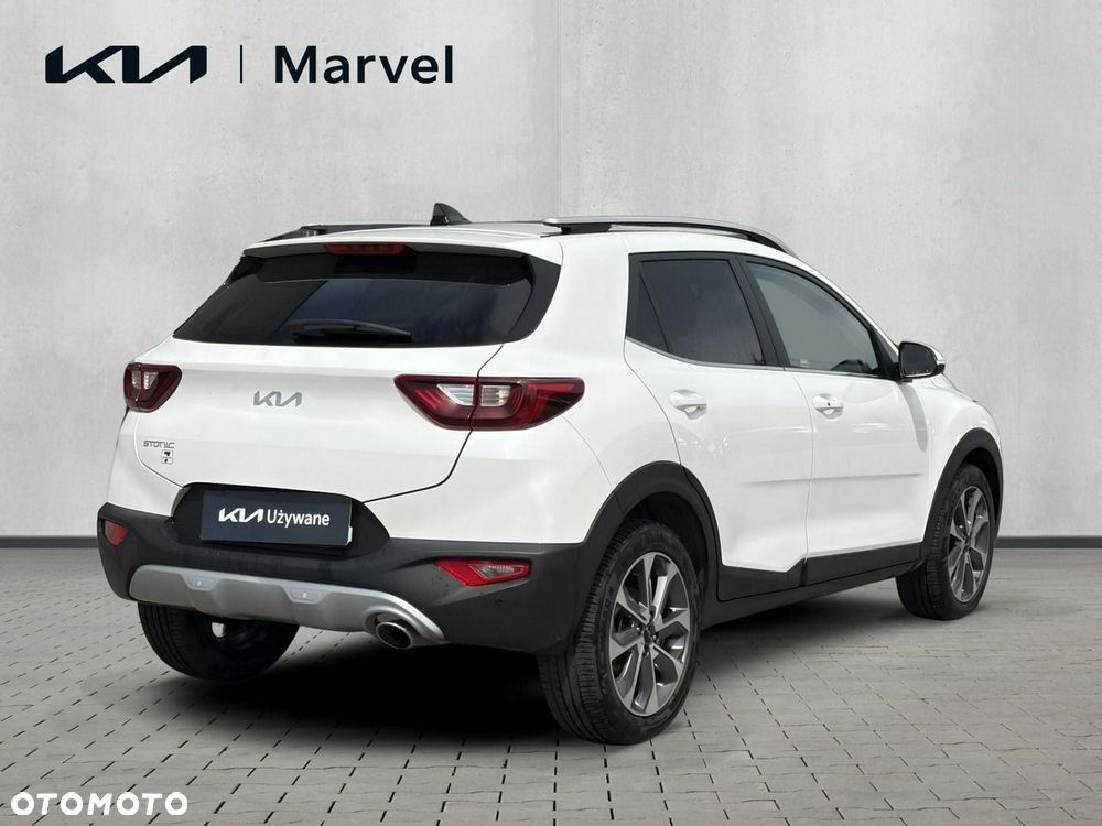 Kia Stonic - 8
