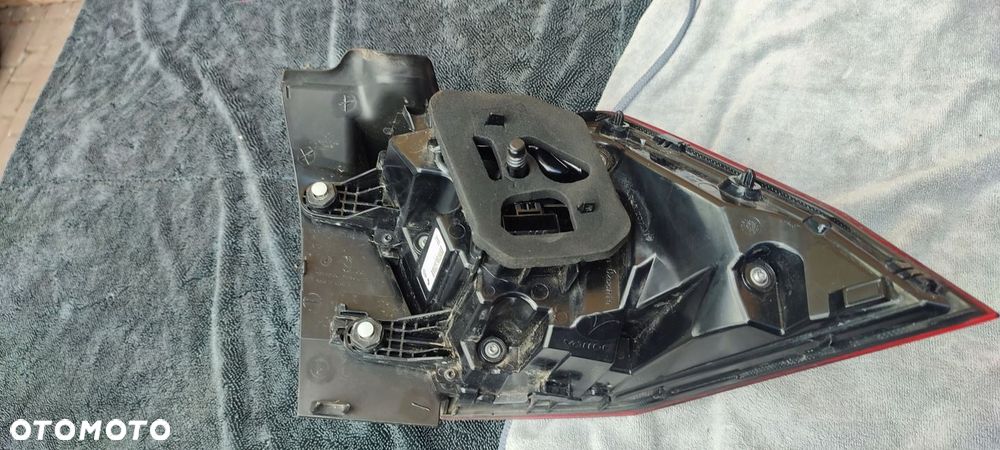 Lampa Lewa Tylna w błotnik Oryg. Vw Tiguan Lift 2022r 5NA945207J Ładna Bdb - 5