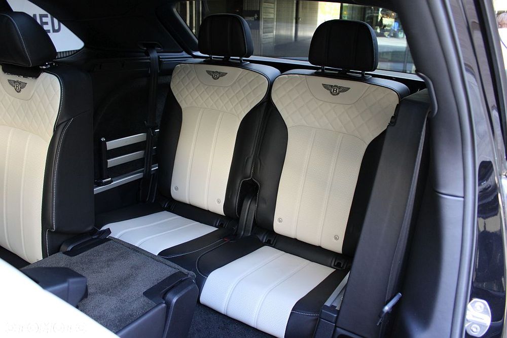 Bentley Bentayga - 12