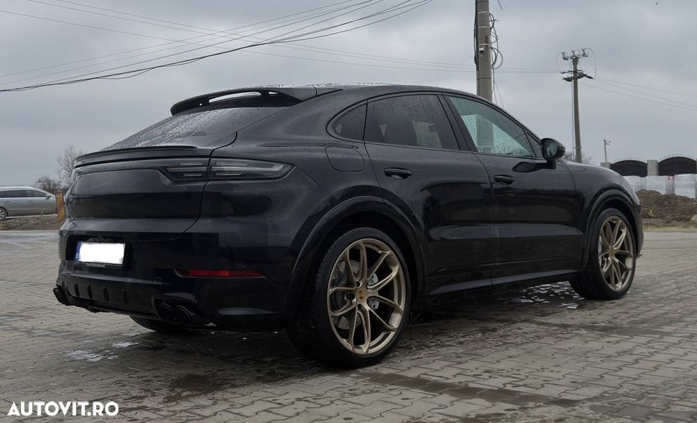Porsche Cayenne Coupe - 4
