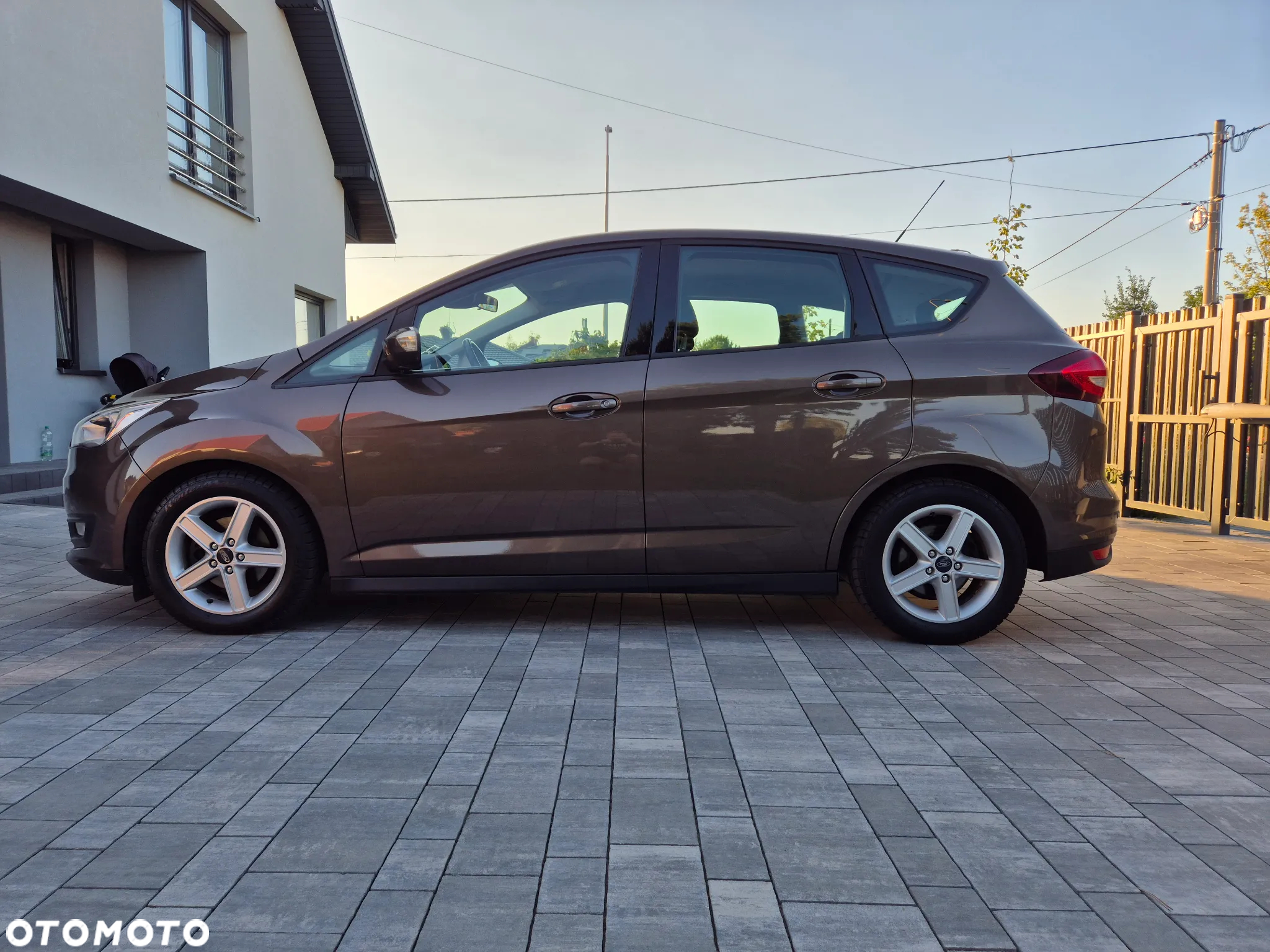 Ford C-MAX 1.0 EcoBoost Start-Stopp-System Titanium - 2