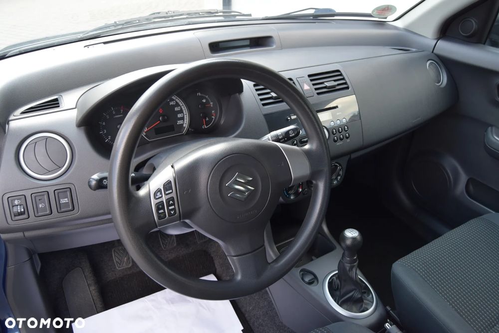 Suzuki Swift 1.3 Classic - 11