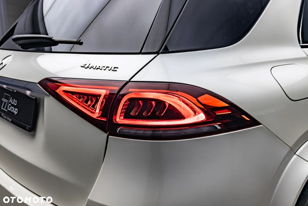 Mercedes-Benz GLE 300 d 4Matic 9G-TRONIC AMG Line - 9