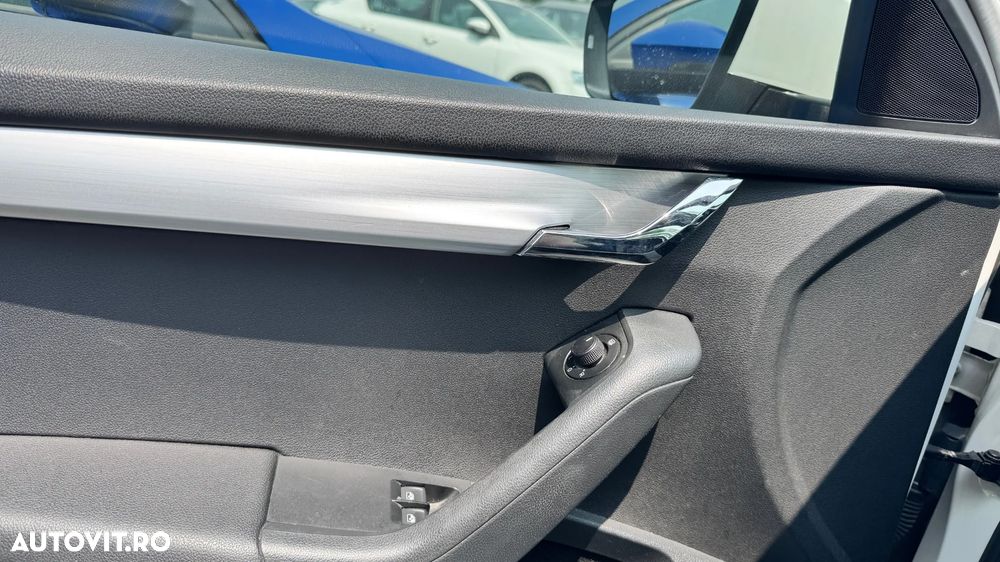 Skoda Octavia 1.6 TDI Ambition - 11