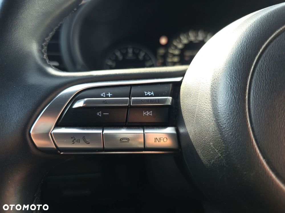 Mazda 3 2.0 mHEV Kai - 16