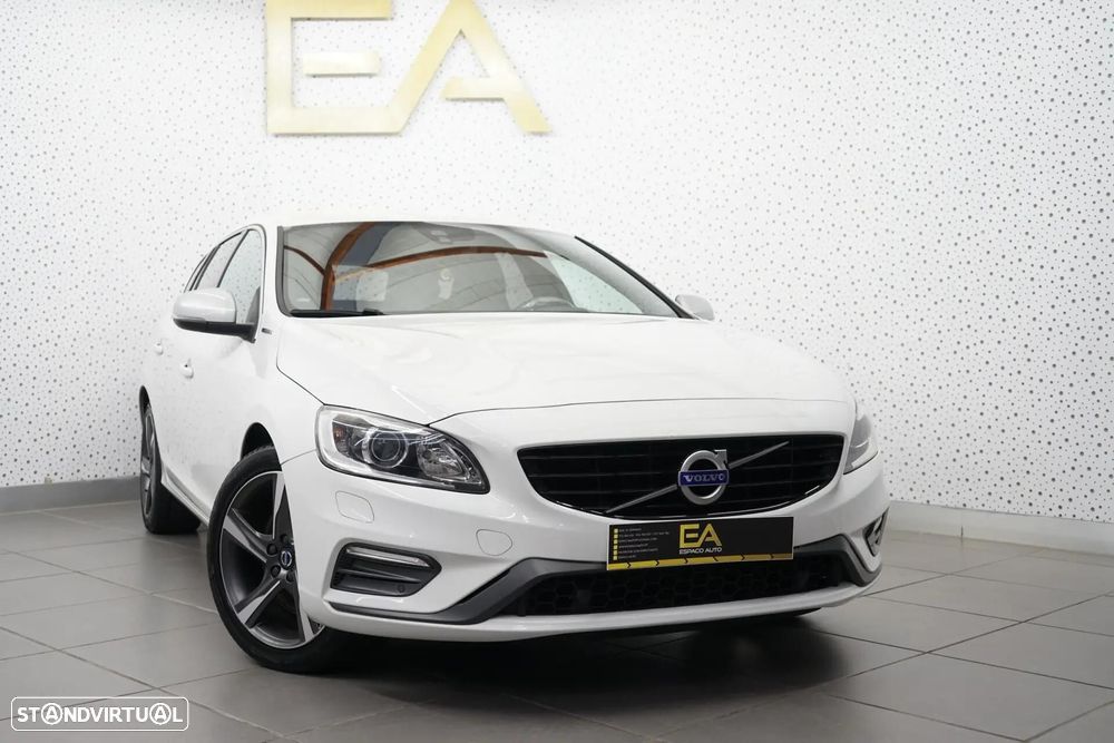 Volvo V60 2.4 D6 R-Design AWD Phev - 1