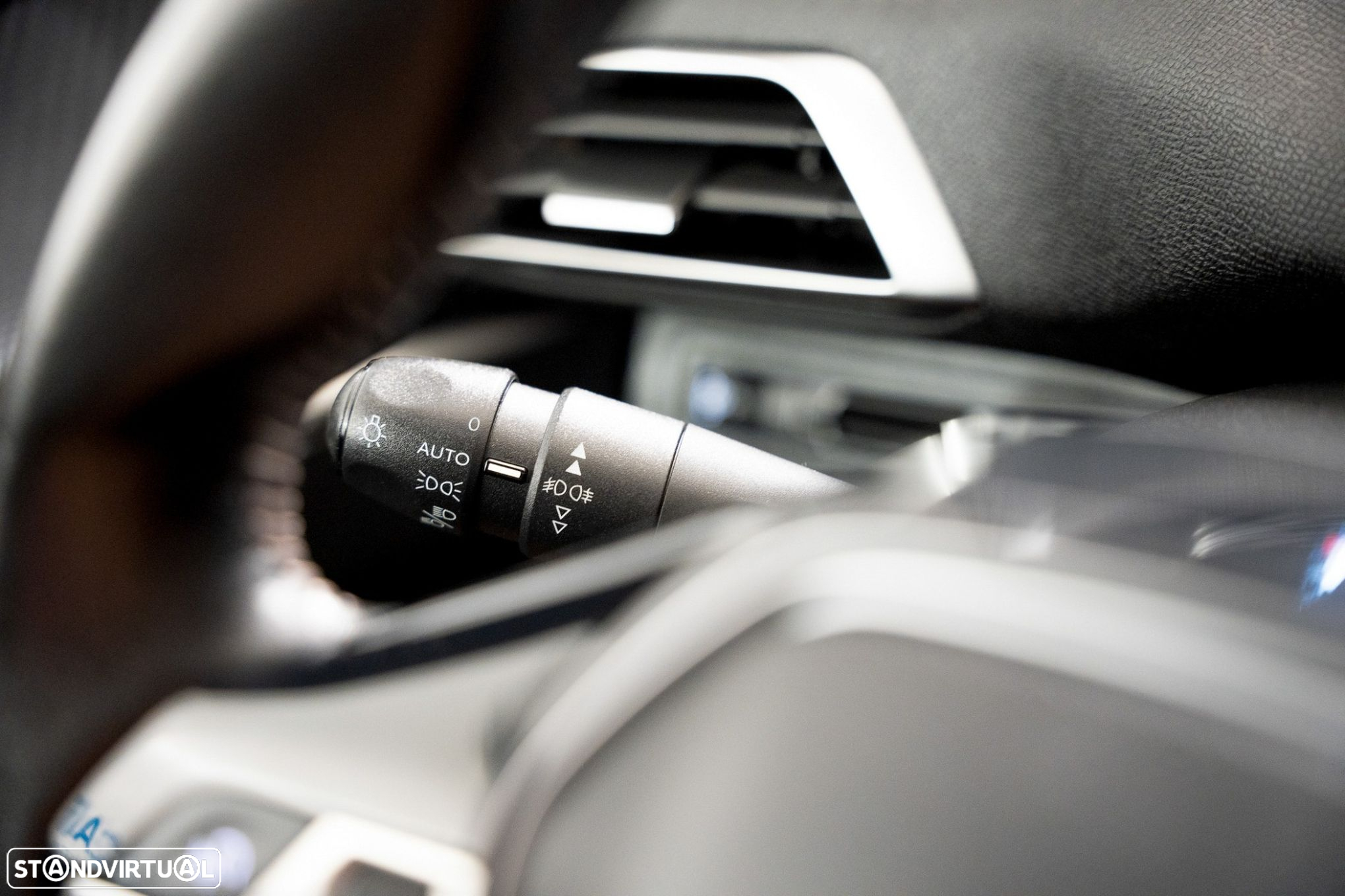 Peugeot 3008 1.5 BlueHDi Active - 10