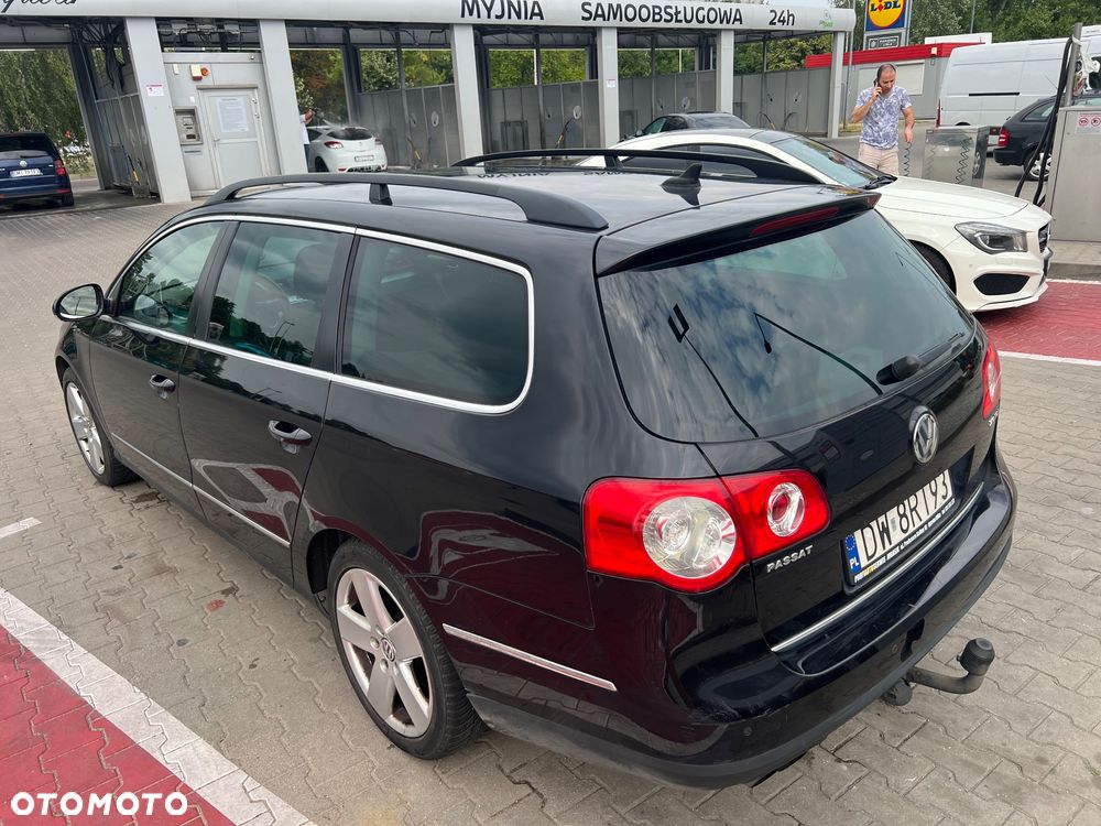 Volkswagen Passat - 4