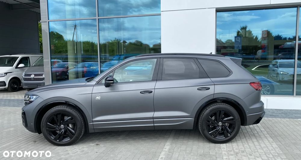 Volkswagen Touareg 3.0 V6 TDI 4Motion R-Line - 2