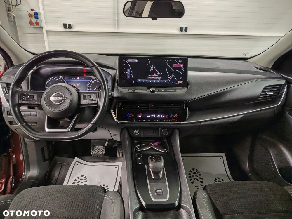 Nissan Qashqai 1.3 DIG-T DCT N-CONNECTA - 24