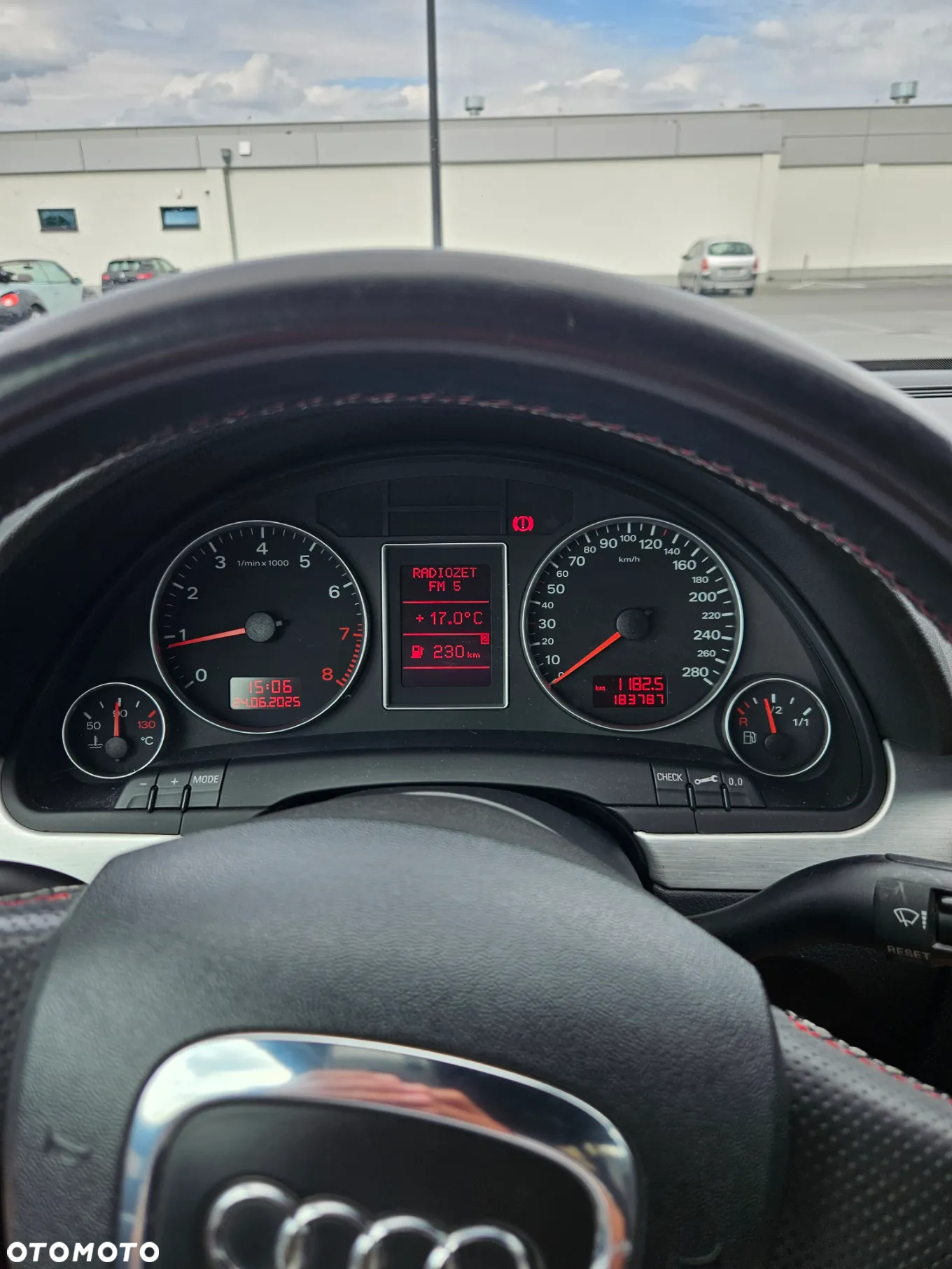 Audi A4 Avant 2.0T FSI - 8