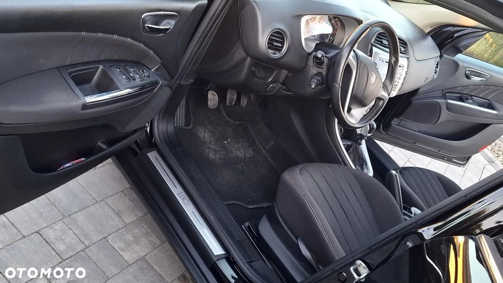 Lancia Delta 1.4 T-Jet 16v Argento - 15