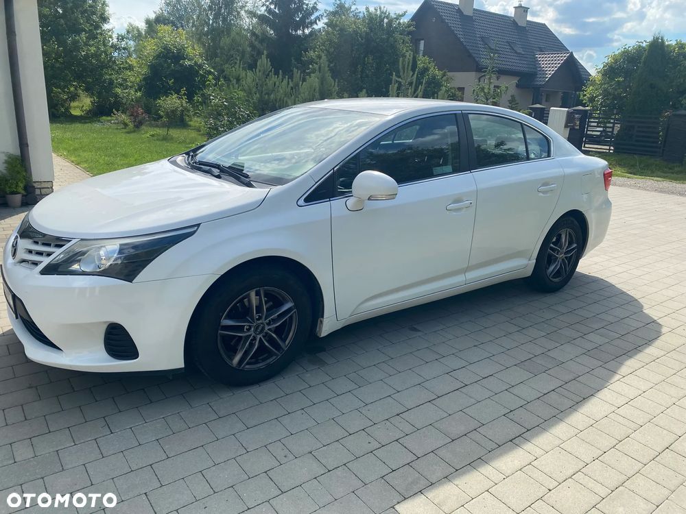 Toyota Avensis 2.0 D-4D Active - 1